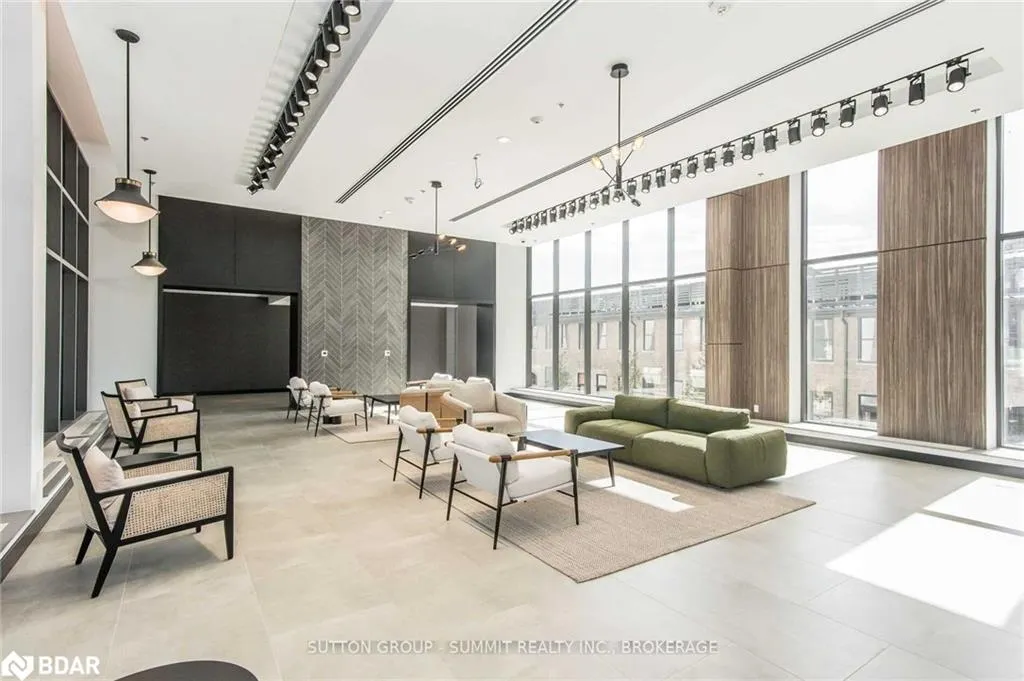 15 Glebe Street, #1808