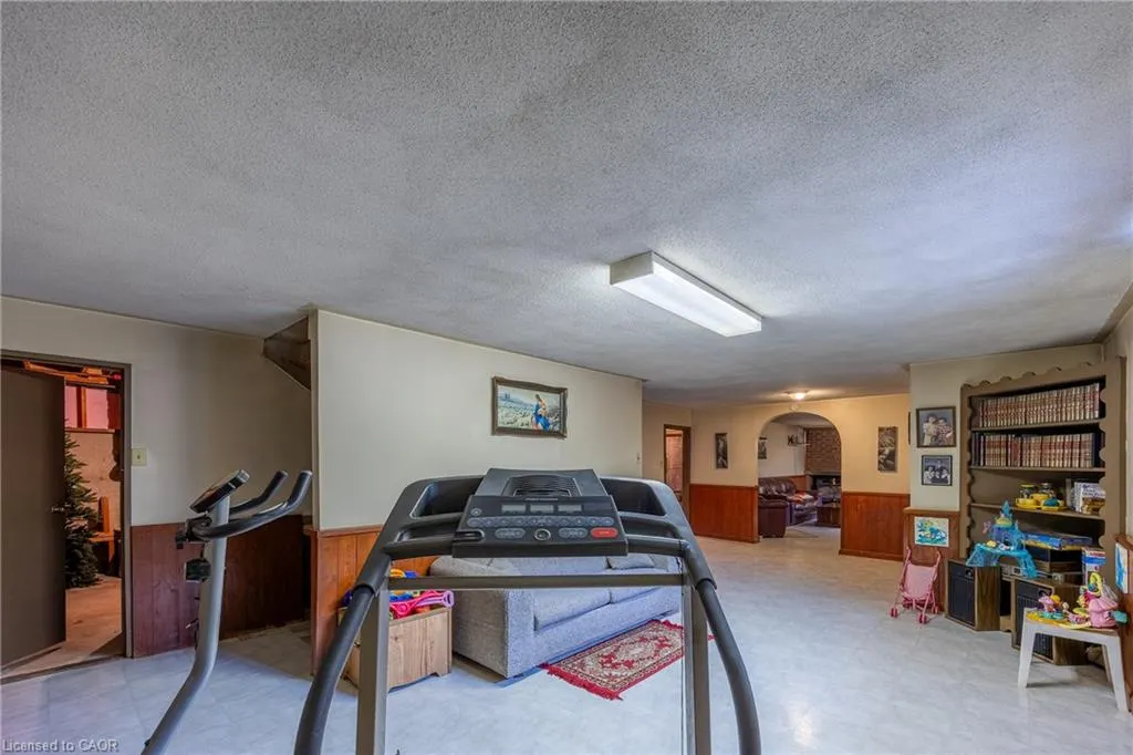 1841 Regional Road 10
