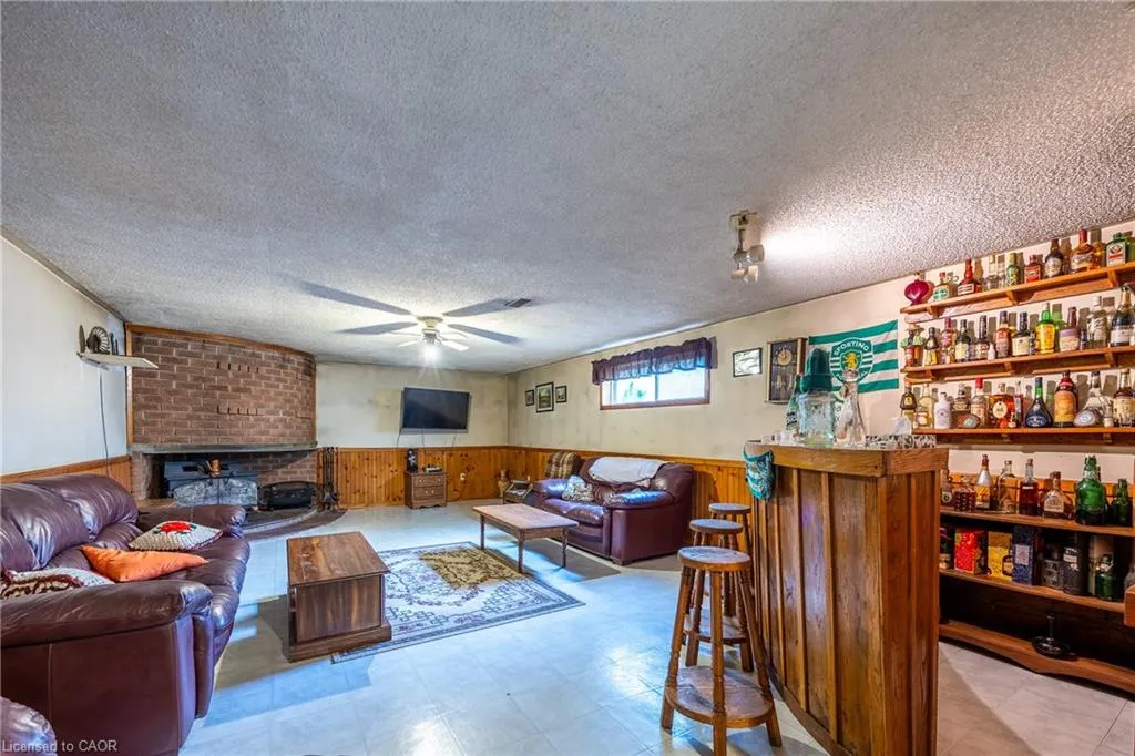 1841 Regional Road 10