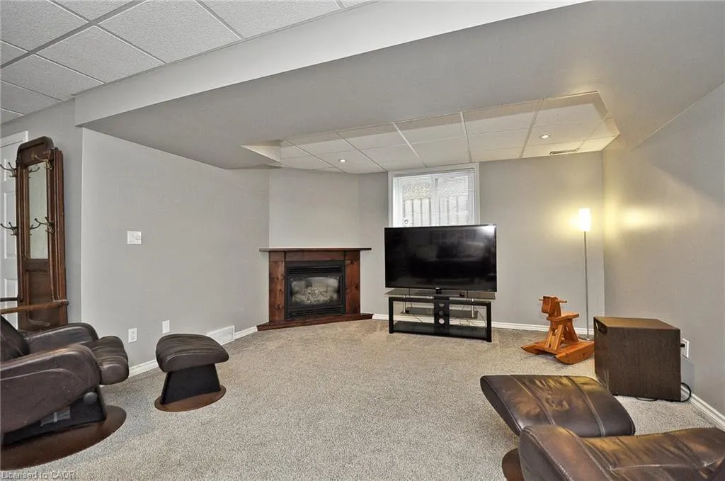 35 Haddaway Court