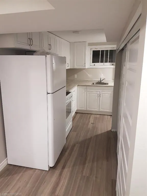 172 Elgin Crescent