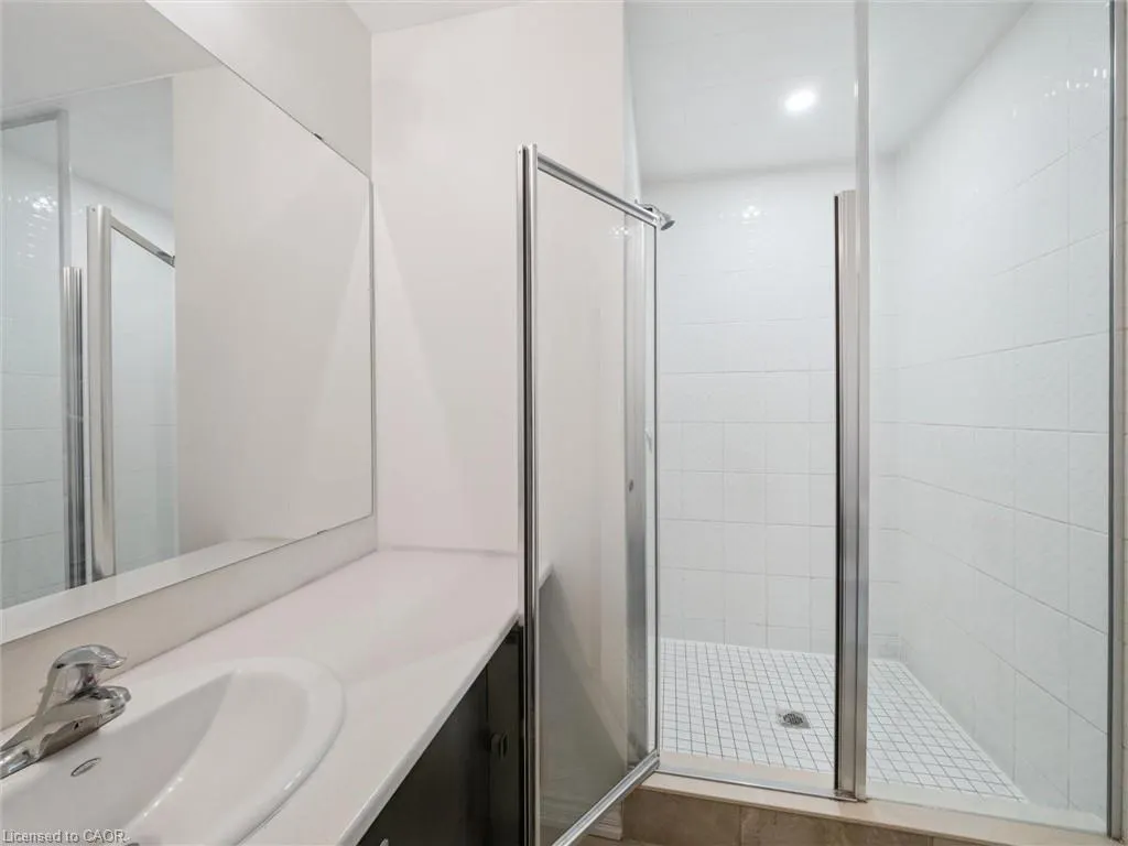 6 Bannister Road