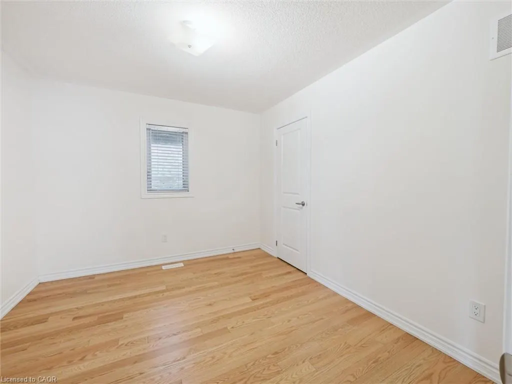 6 Bannister Road