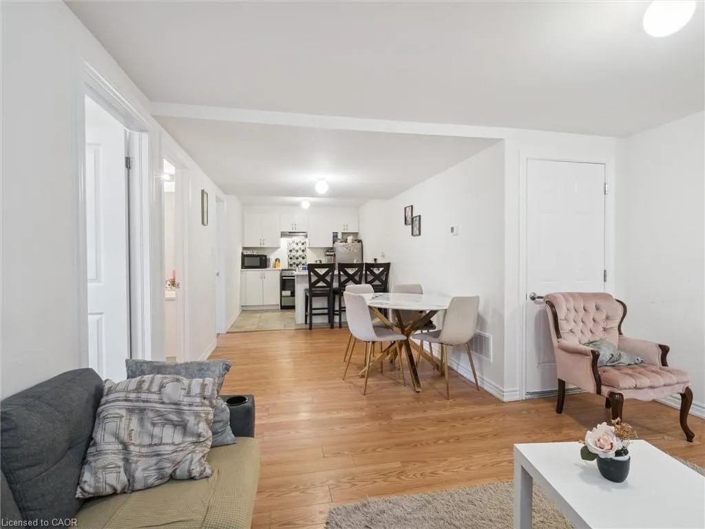 6 Bannister Road