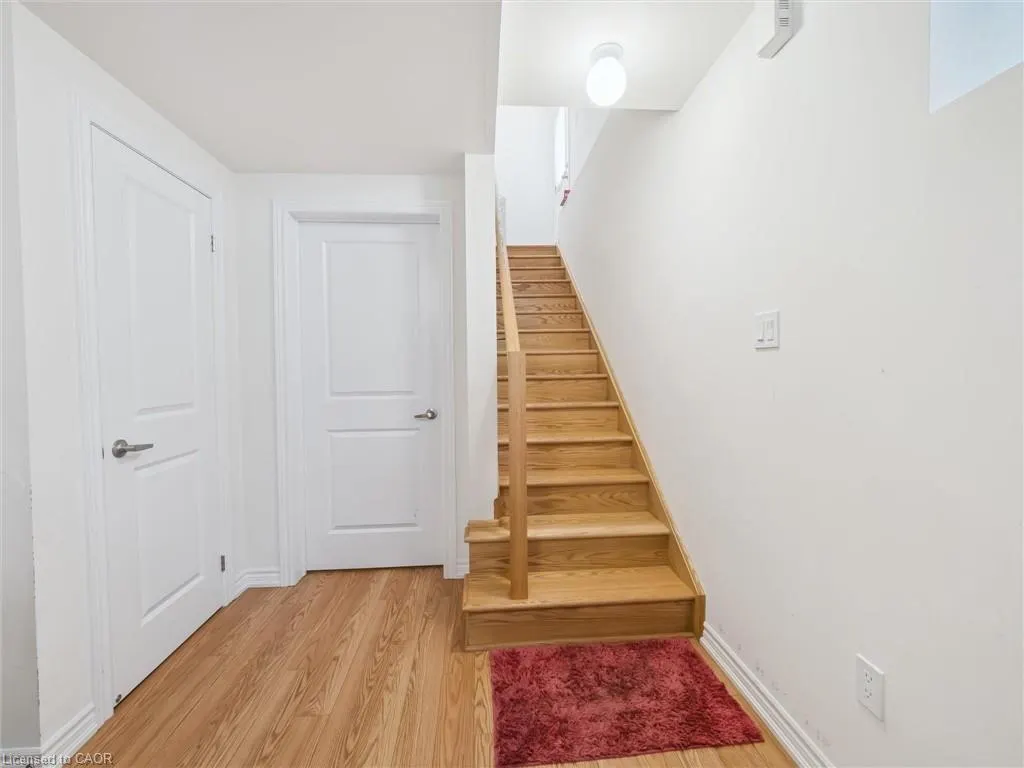 6 Bannister Road