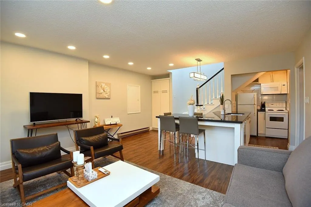 432 Burlington Avenue, #6