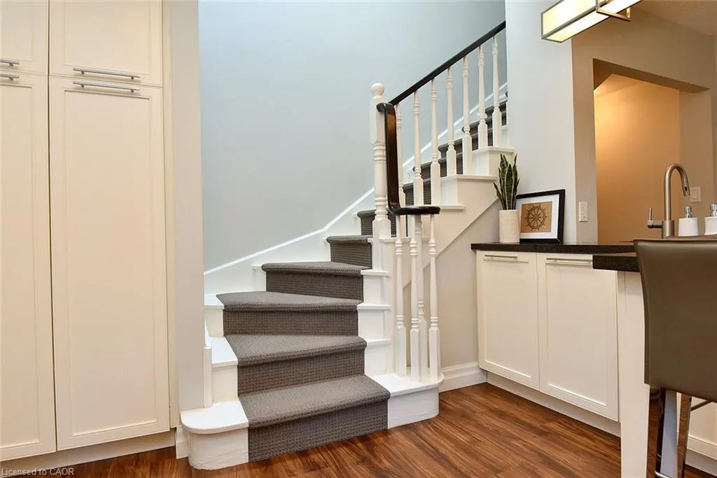 432 Burlington Avenue, #6