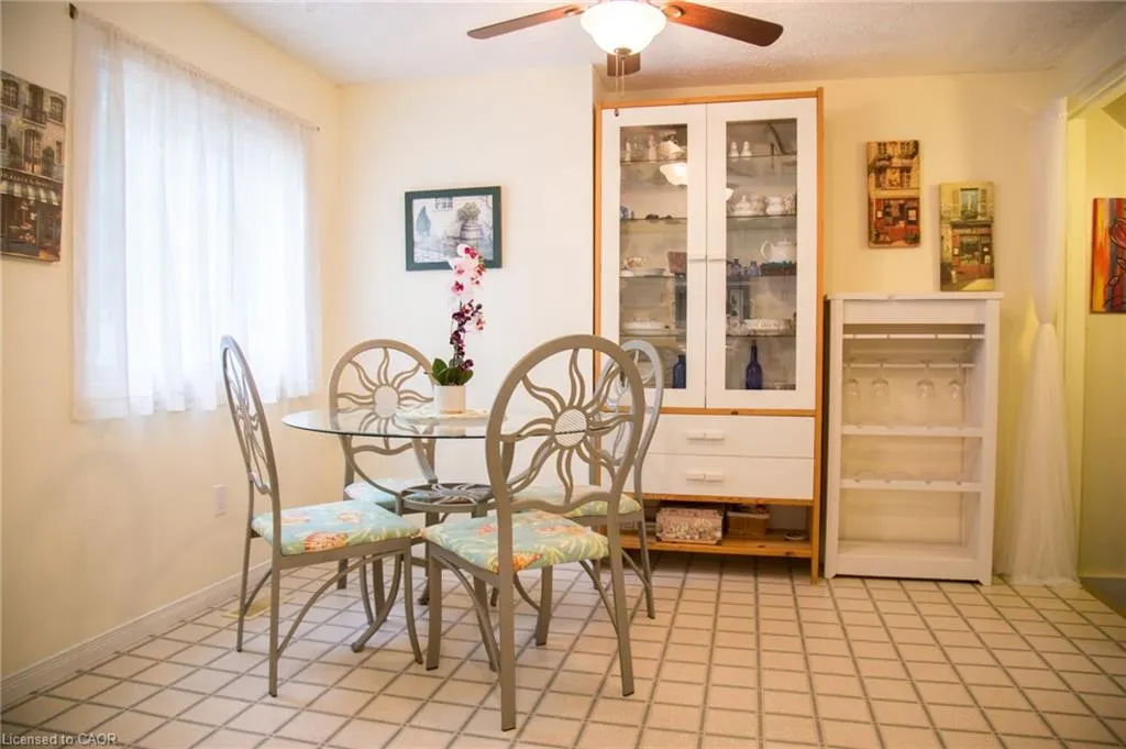 264 Richardson Drive, #3