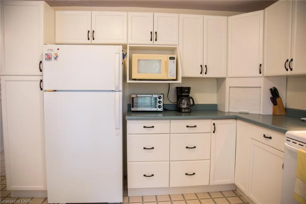 264 Richardson Drive, #3