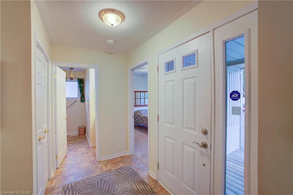 54 Springwood Crescent