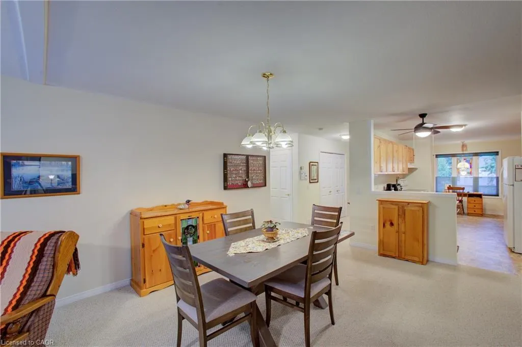 54 Springwood Crescent
