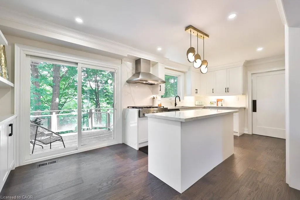 1033 Wenleigh Court