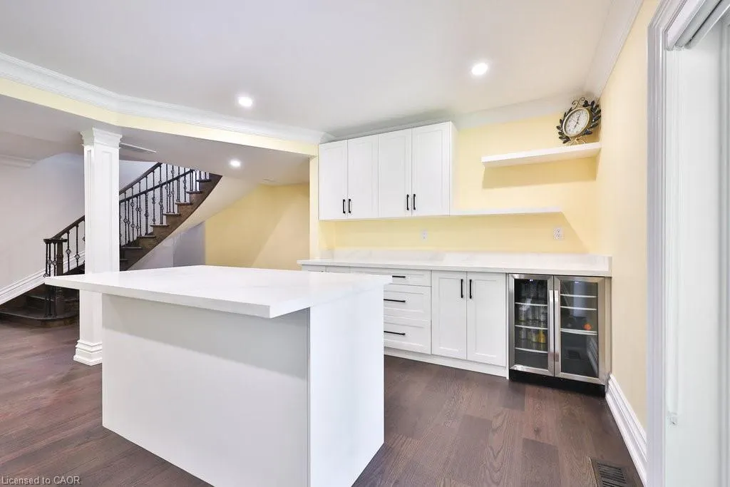 1033 Wenleigh Court