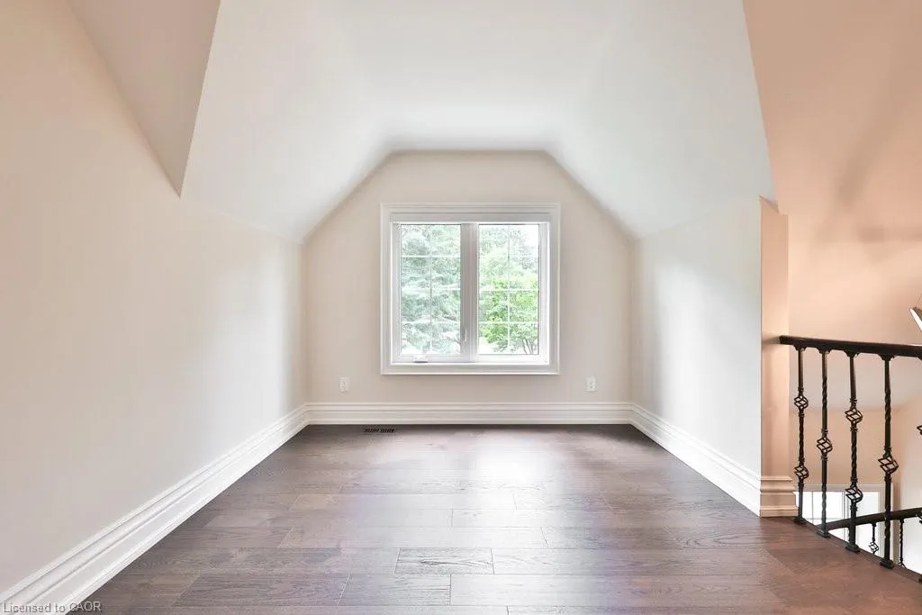 1033 Wenleigh Court