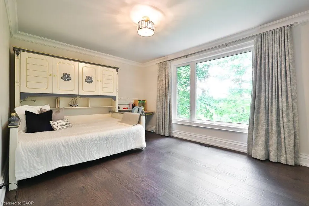 1033 Wenleigh Court