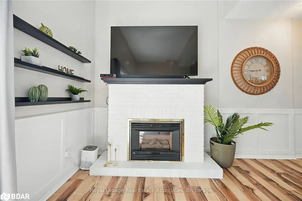 400 Bloor Street, #69