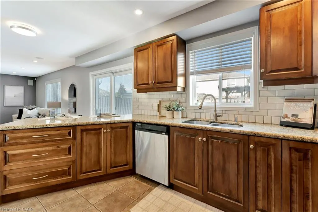 7 Bocelli Crescent