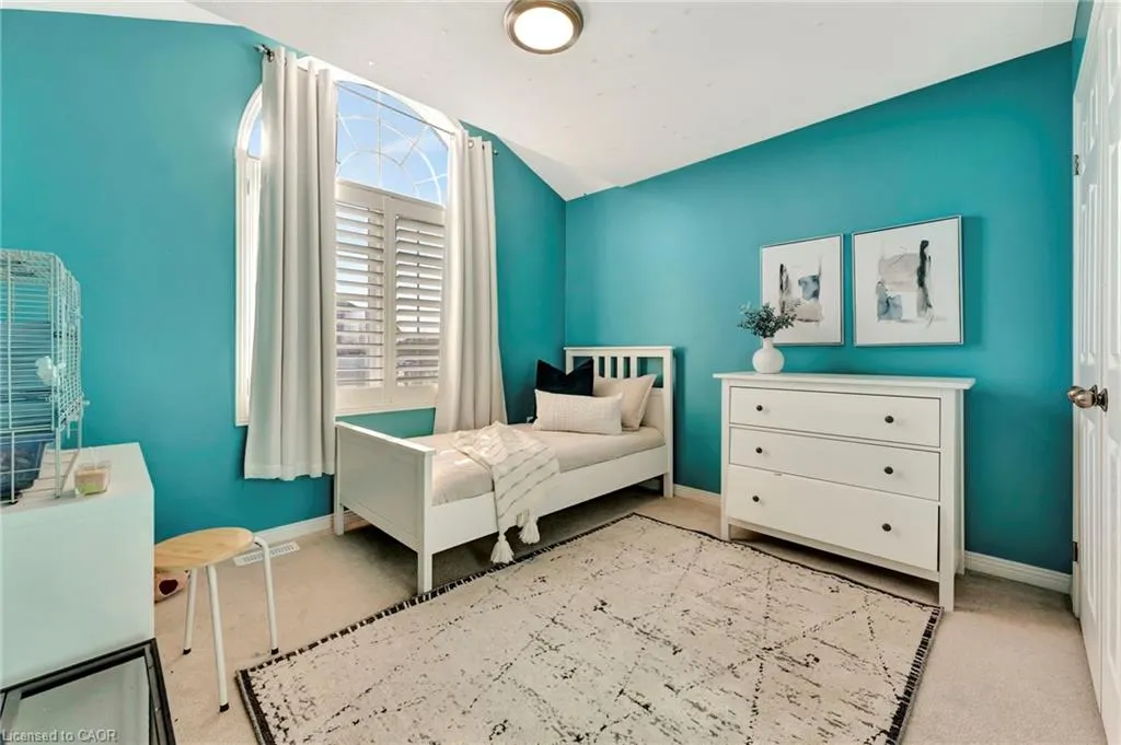 7 Bocelli Crescent