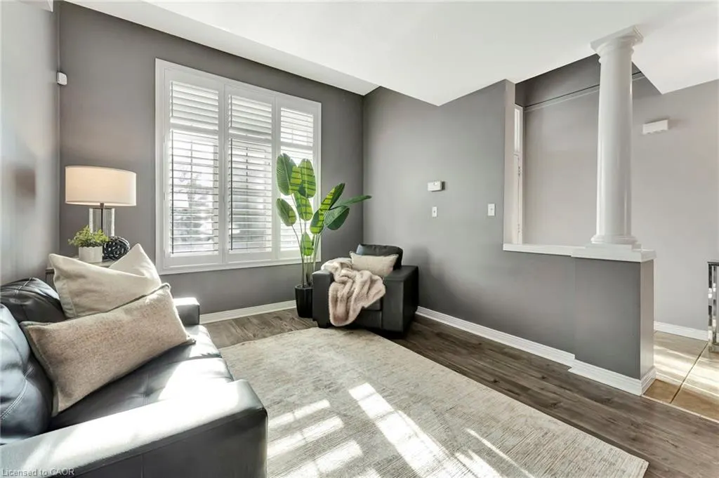 7 Bocelli Crescent