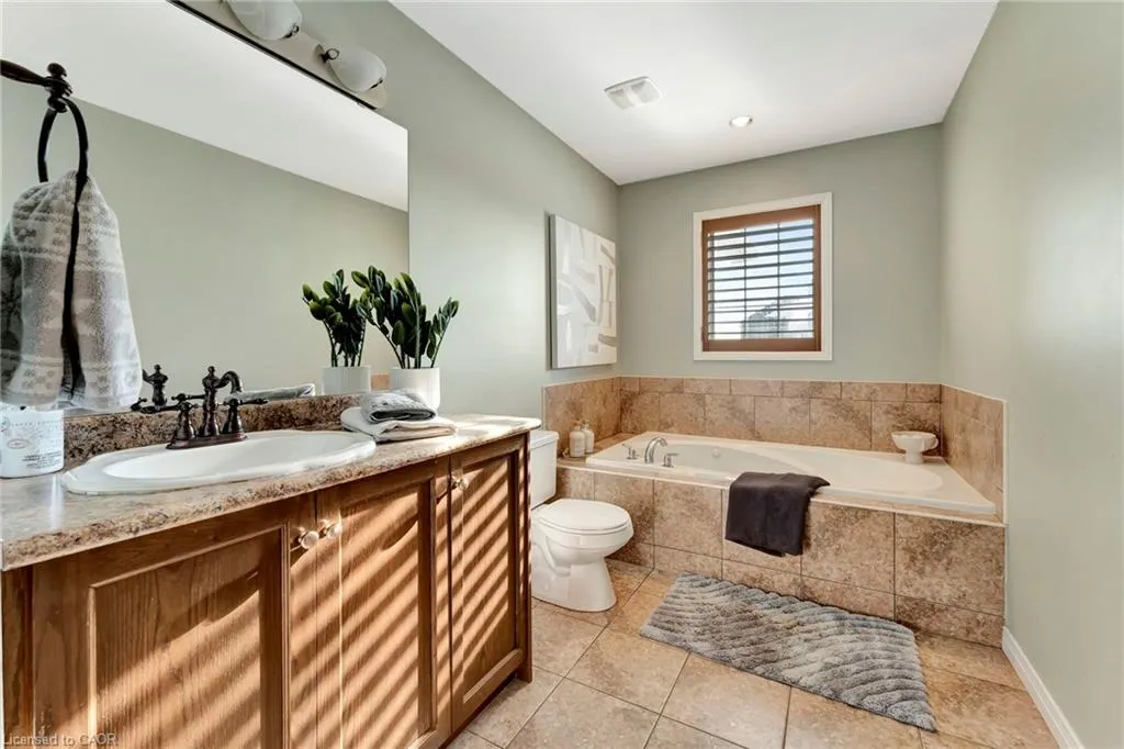 7 Bocelli Crescent