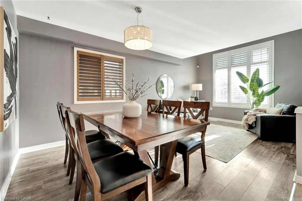 7 Bocelli Crescent