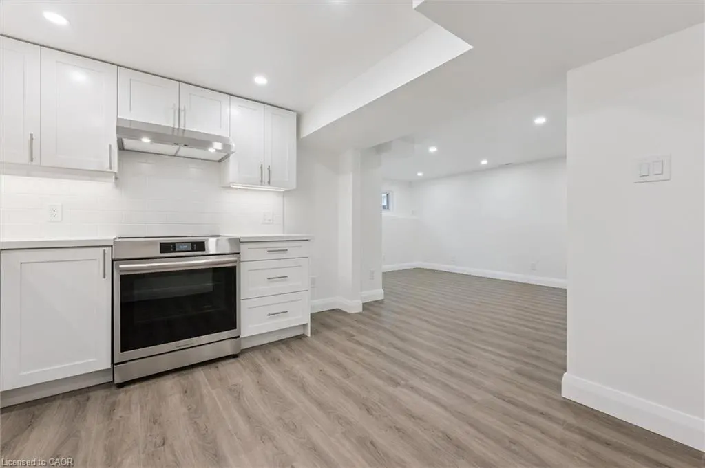 74 Elm Ridge Drive, #LOWER