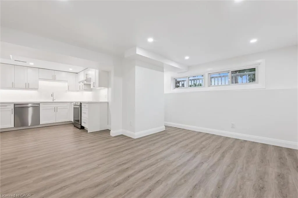 74 Elm Ridge Drive, #LOWER