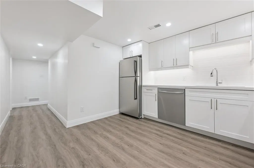 74 Elm Ridge Drive, #LOWER