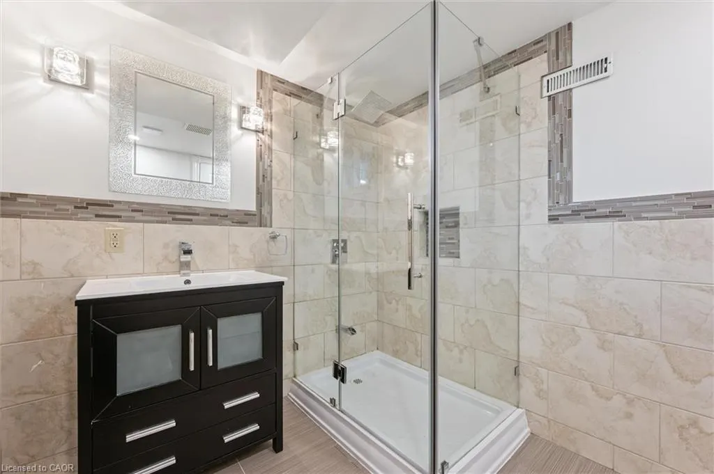 74 Elm Ridge Drive, #LOWER