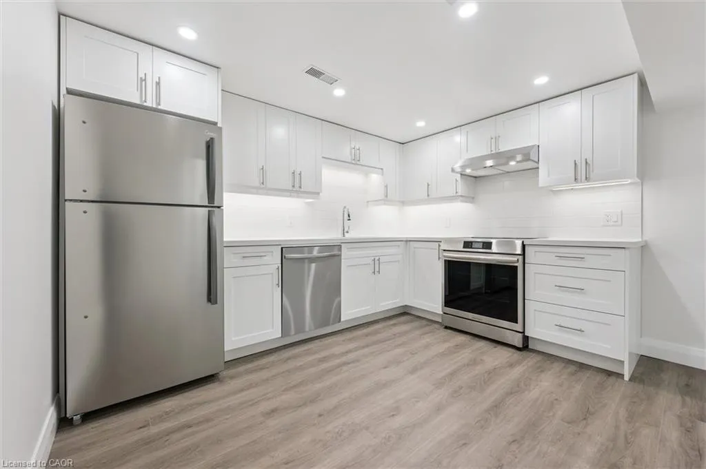 74 Elm Ridge Drive, #LOWER