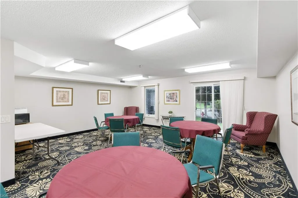 980 Golf Links Road, #101