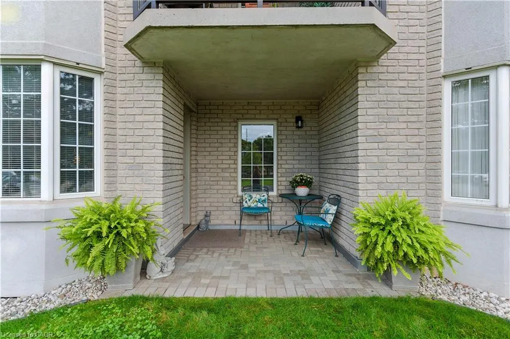 980 Golf Links Road, #101
