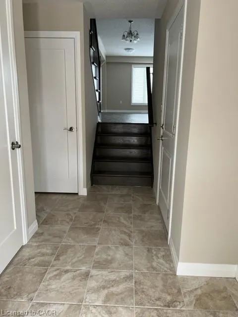 116 Laguna Village Crescent