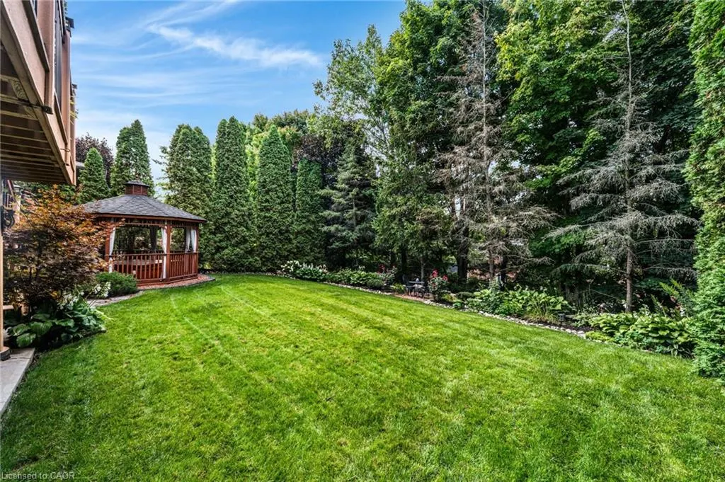 228 Michener Crescent