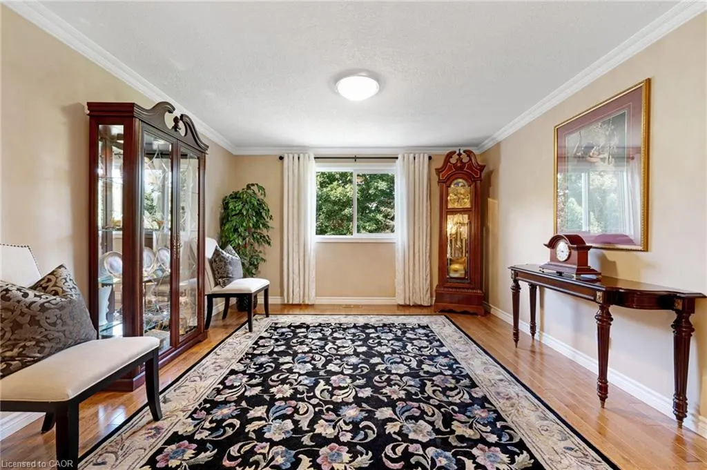 228 Michener Crescent