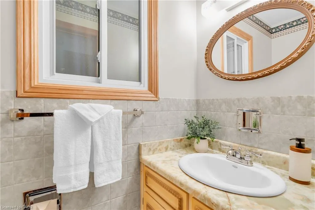 115 White Pine Crescent
