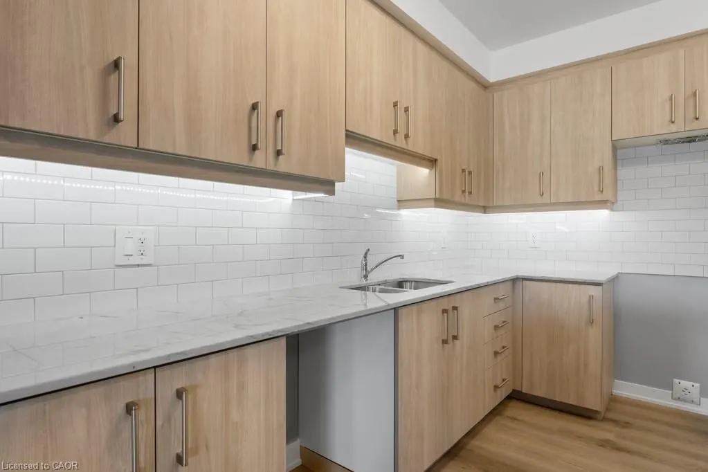 5002 King Street, #408