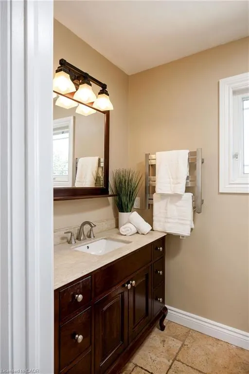 1559 Stoneybrook Trail