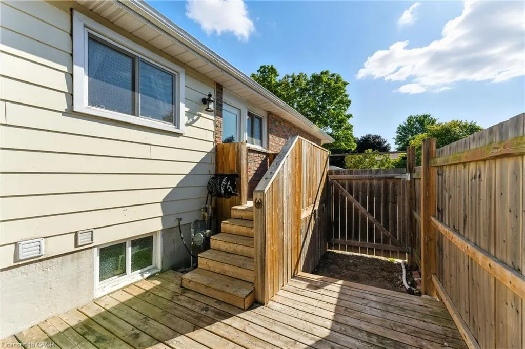 37 Maple Crescent