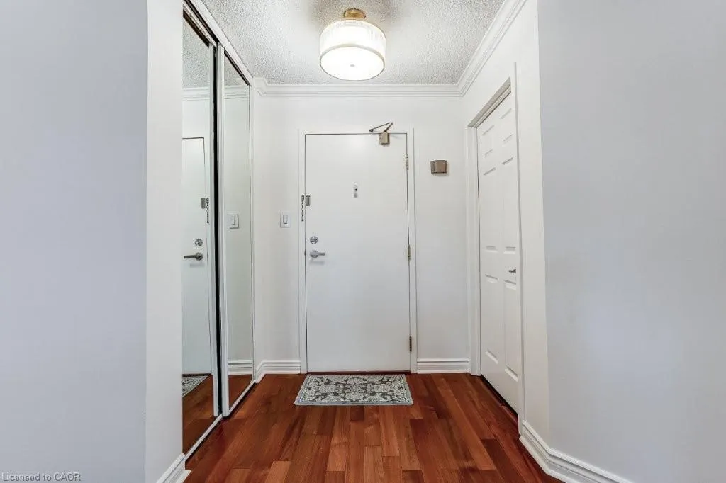 1237 North Shore Boulevard E, #707