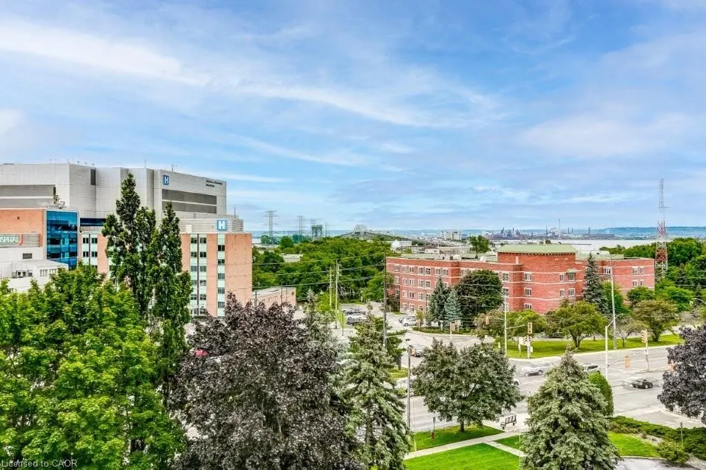 1237 North Shore Boulevard E, #707