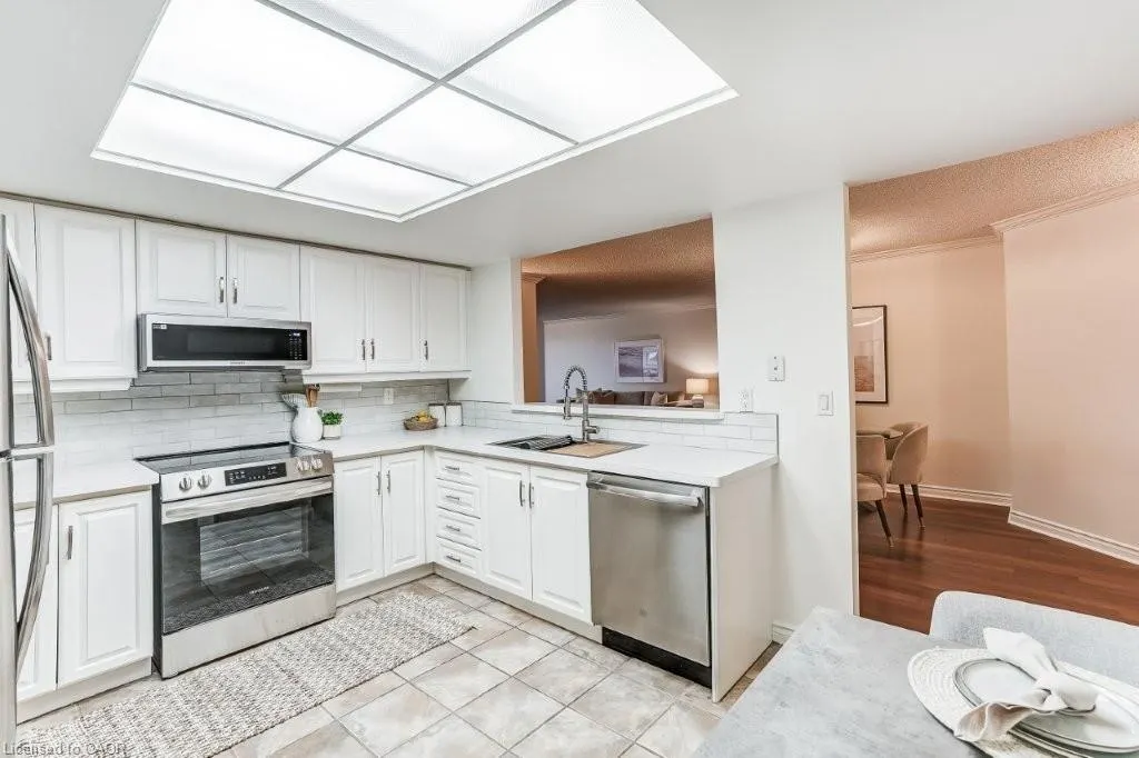 1237 North Shore Boulevard E, #707