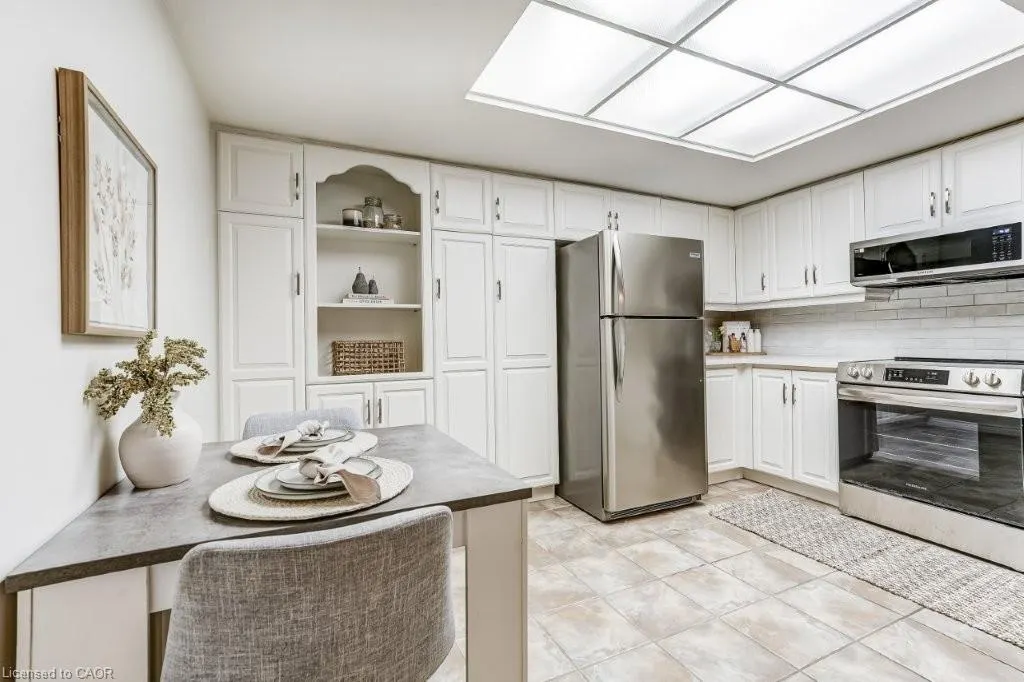 1237 North Shore Boulevard E, #707