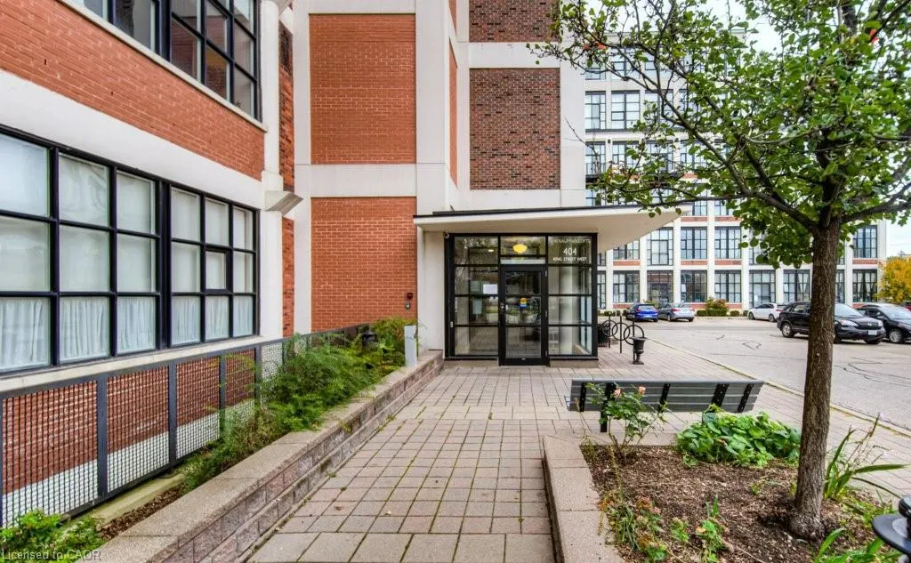 404 King Street W, #608