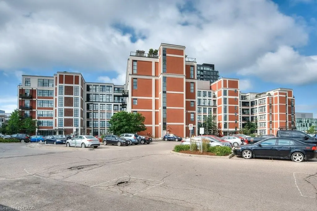 404 King Street W, #608