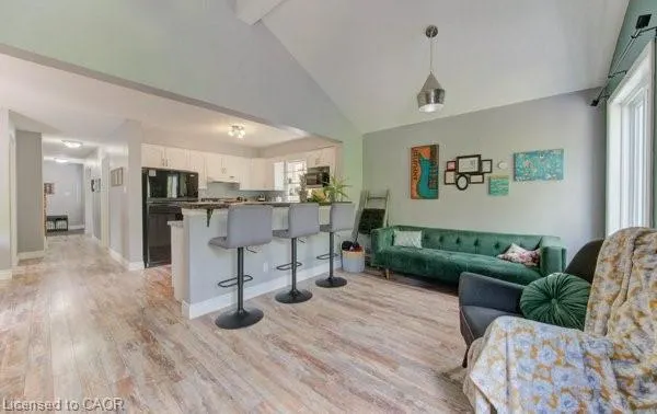 320 Bankside Drive