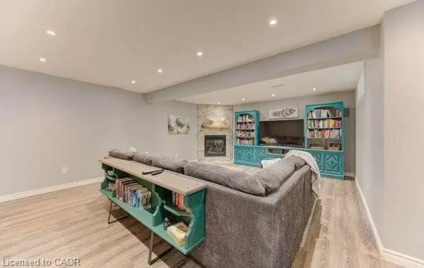 320 Bankside Drive