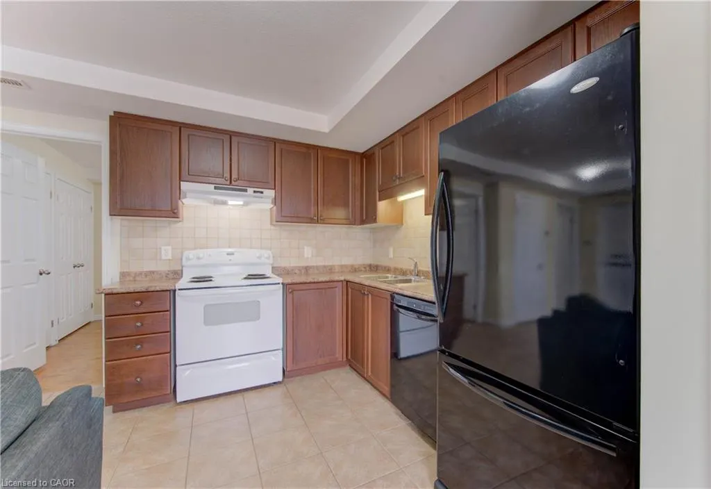1460 Highland Road W, #10F