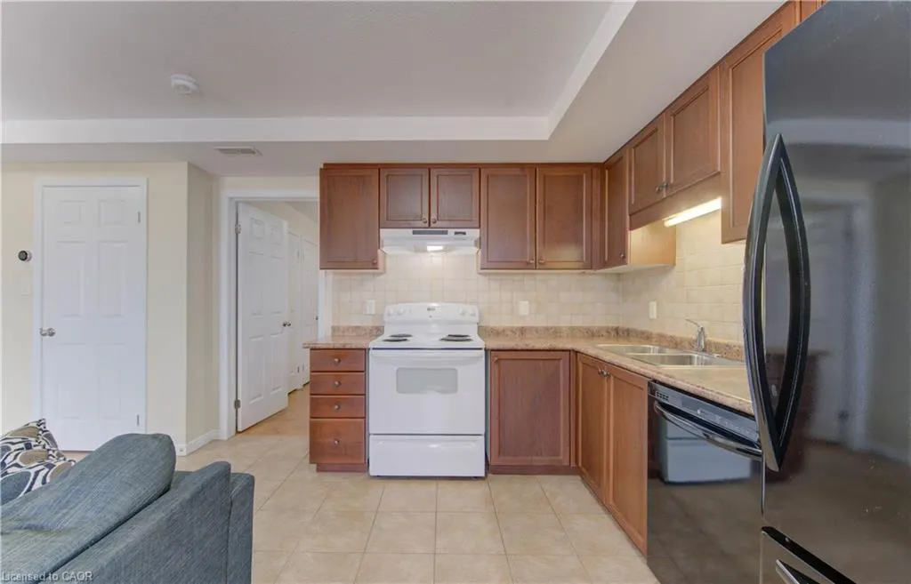 1460 Highland Road W, #10F