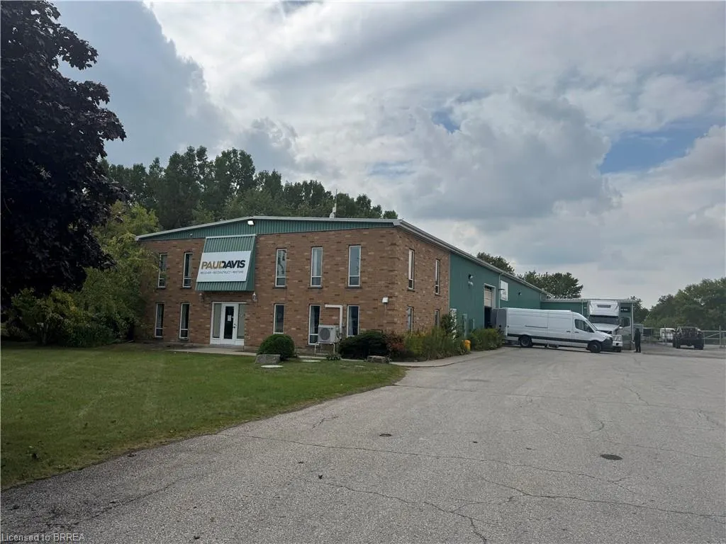 9 Woodbury Lane
